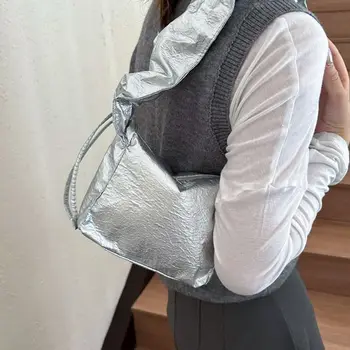 Обикновена чанта през рамо, елегантни малки изчислителни нагънат чанти с мехурчета, чанти за пътуване, чанта за подмишниците за жени и момичета